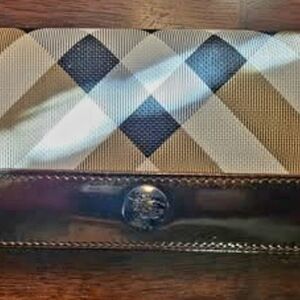 Burberry Tan and Black Checkered Wallet